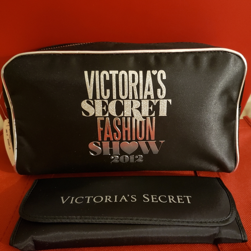 Victoria's Secret Makeup Brush & Bag Bundle Fashion Show Limited Edition NWT